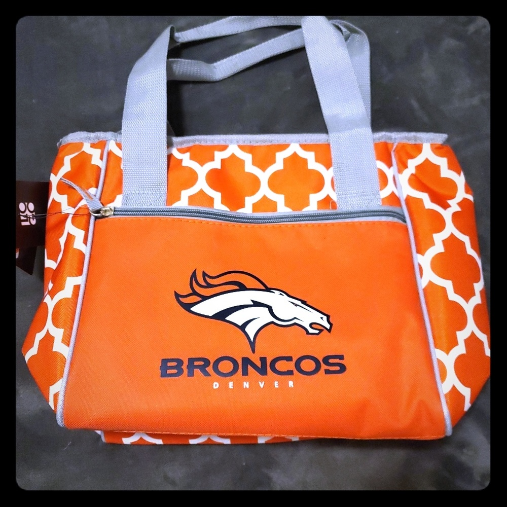 ☆NWT☆ Denver Broncos 16-Can Cooler Tote